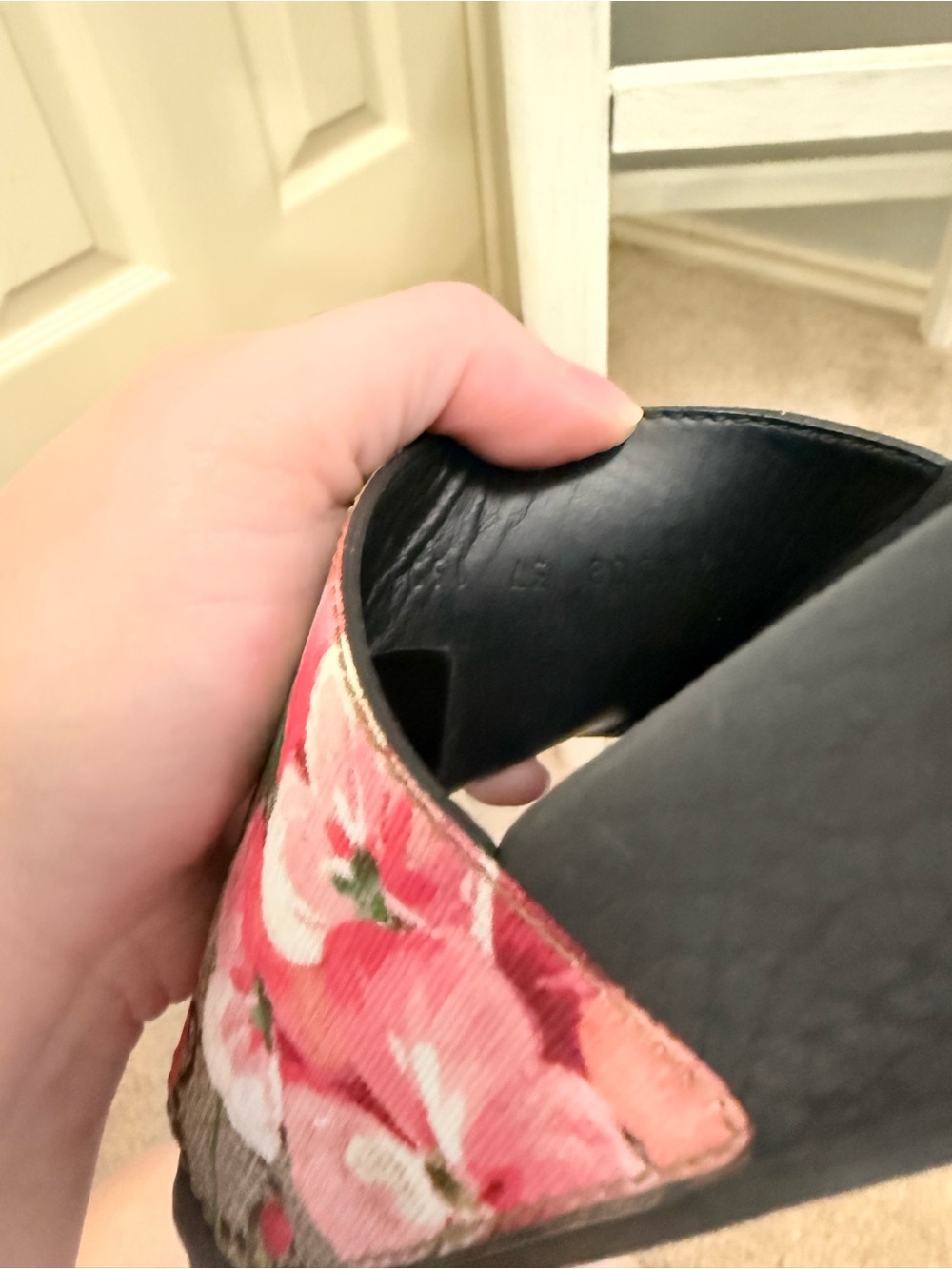 GUCCI Bloom Floral Canvas Black Slide Sandals - size 37 - Picture 6 of 6